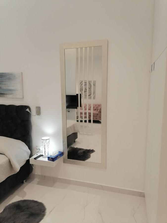 The Syntagma Luxury Suite Ateny Zewnętrze zdjęcie